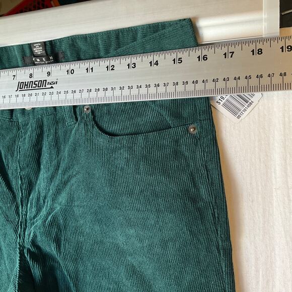 21 Men Women Corduroy Pants size 30 US Green Mid Rise Slim Fit NWT - Picture 2 of 11